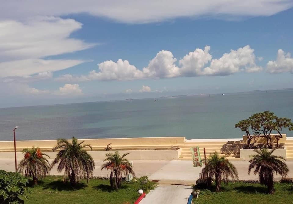 Captain'S Homestay Baisha Esterno foto