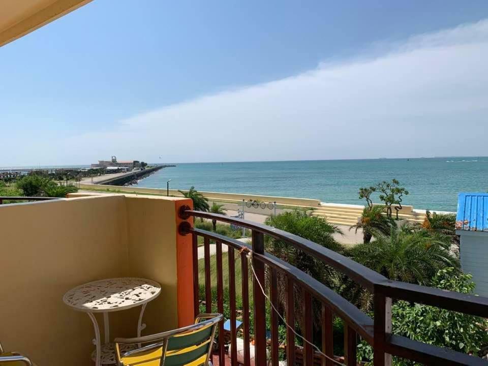Captain'S Homestay Baisha Esterno foto